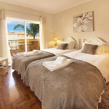Giramar Turisticos 3* Lagos