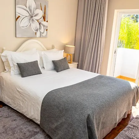 Giramar Turisticos 3* Lagos