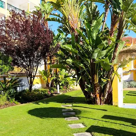 Giramar Turisticos Apart Otel Lagos