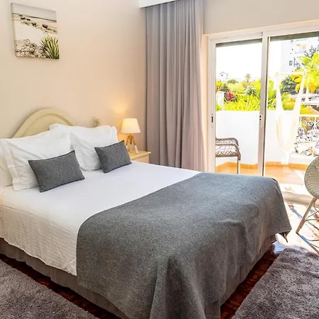 Apartahotel Giramar Turisticos 3*